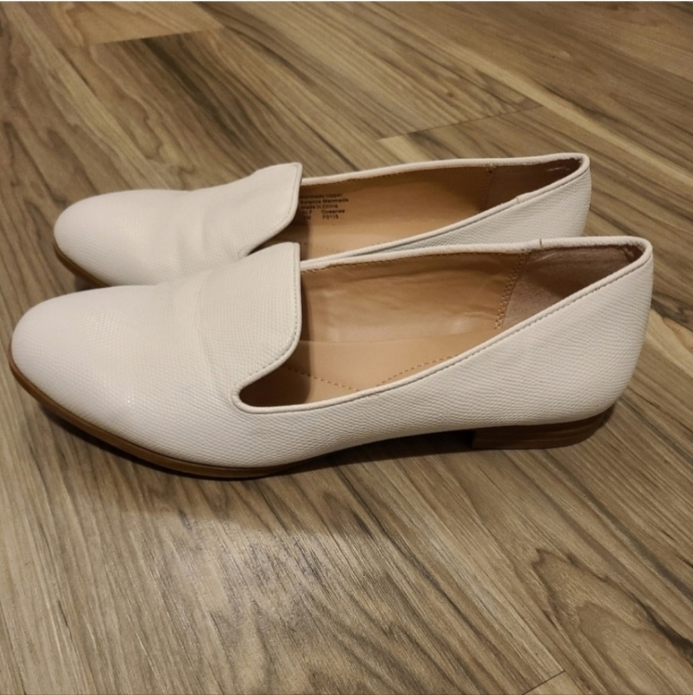 Alfani Oceanna White Loafers Size 7W